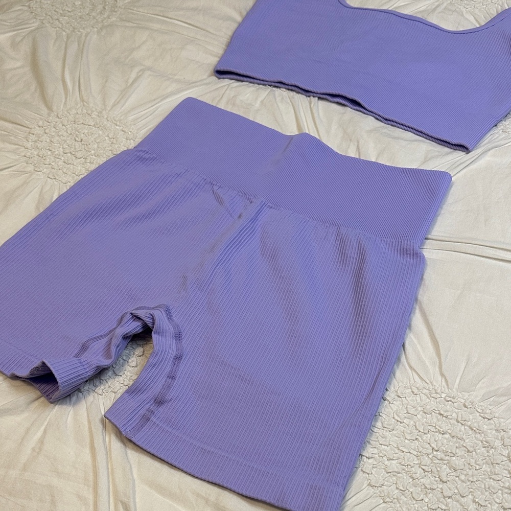 Women’s Amazon Ribbed Workout Set - Picture 6 of 11